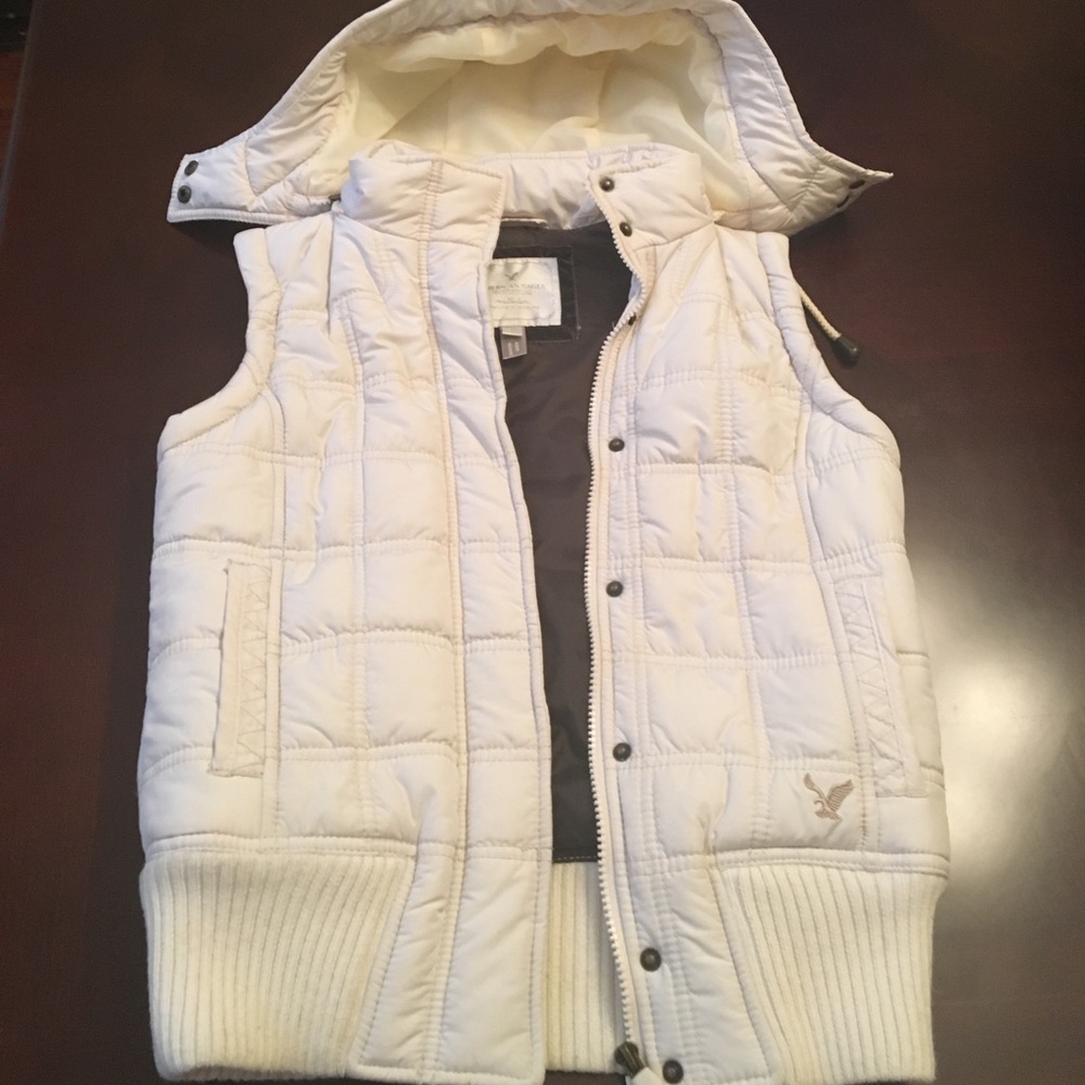 American Eagle vest